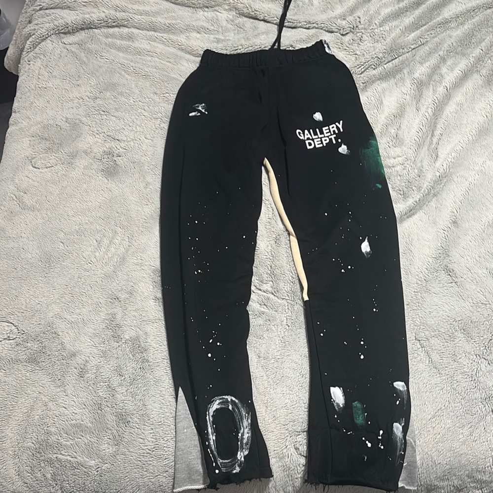 Gallery Dept Black and Green Artistic Sweatpants